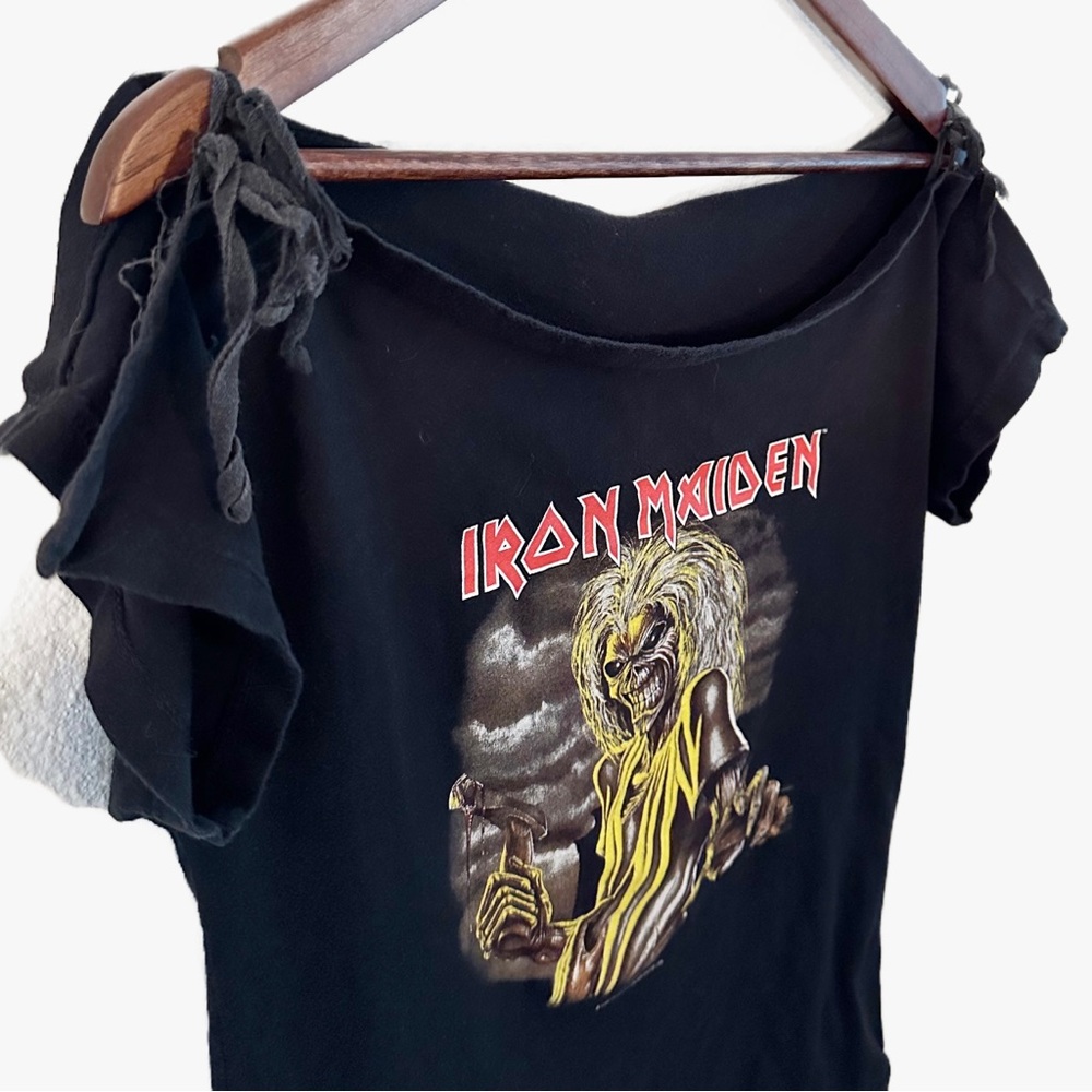 Vintage 2004 Iron Maiden Tie Shoulder Tee Size L